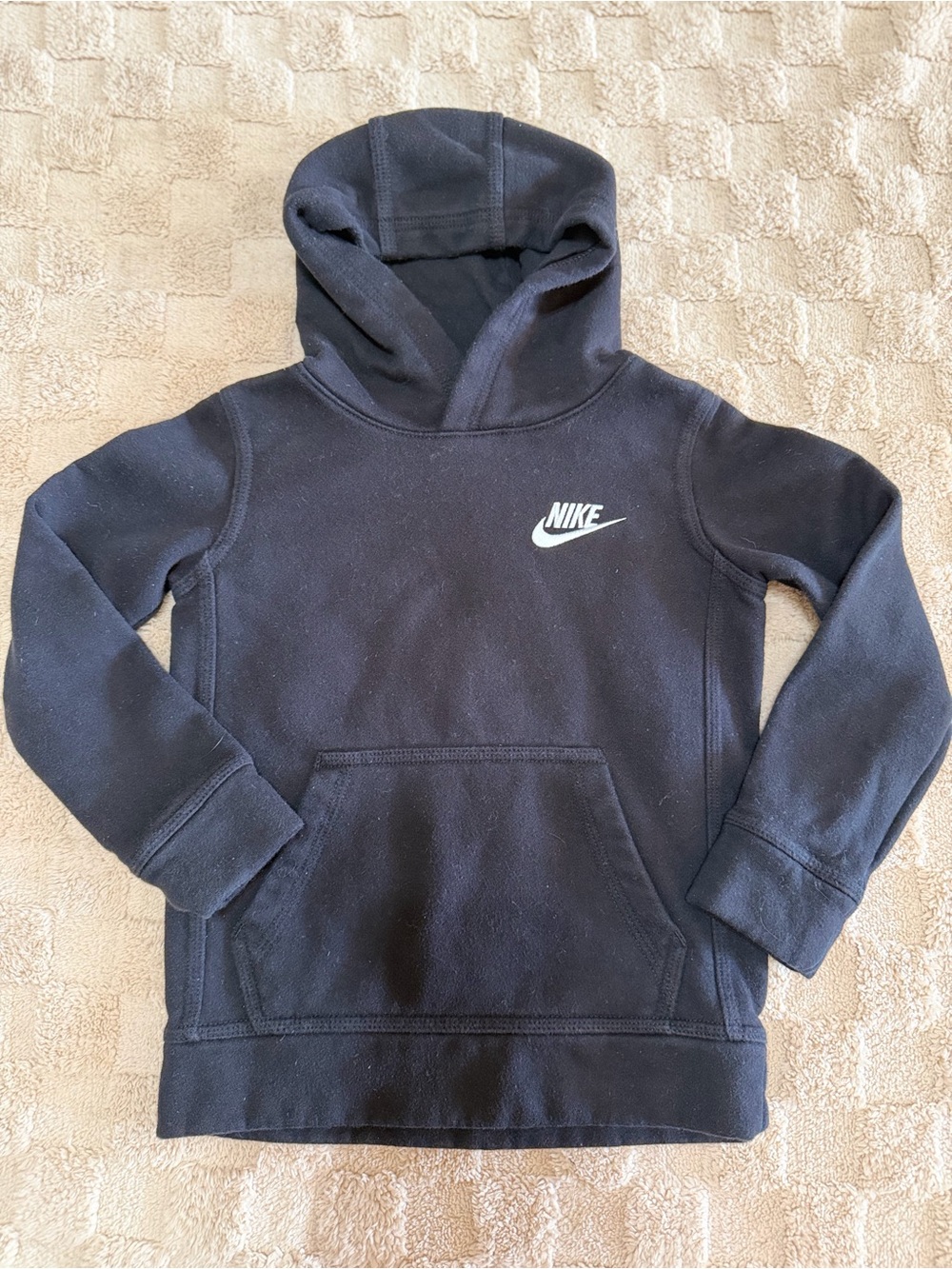 Nike Boys Size 5 Black Fleece Pullover Hoodie White Swoosh